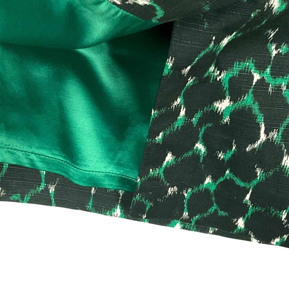 BODEN Modern Pencil Skirt Animal Print Black Kelly Green Knee Skirt sz 10L Tall - Picture 7 of 13